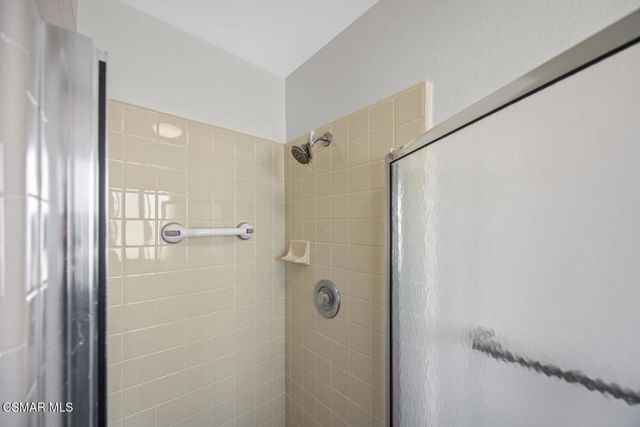 1760 E Avenida De Las Flores, Thousand Oaks, CA 91362