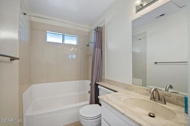 1760 E Avenida De Las Flores, Thousand Oaks, CA 91362