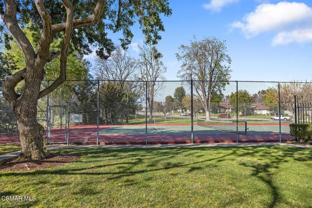 1760 E Avenida De Las Flores, Thousand Oaks, CA 91362