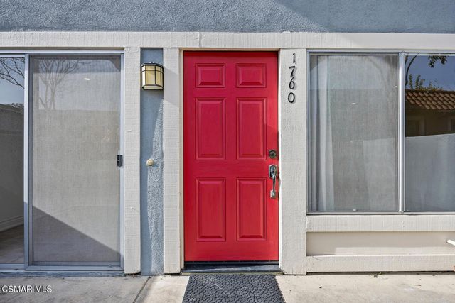 1760 E Avenida De Las Flores, Thousand Oaks, CA 91362