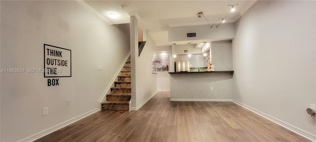 2891 NE 185th St 1002, Aventura, FL 33180