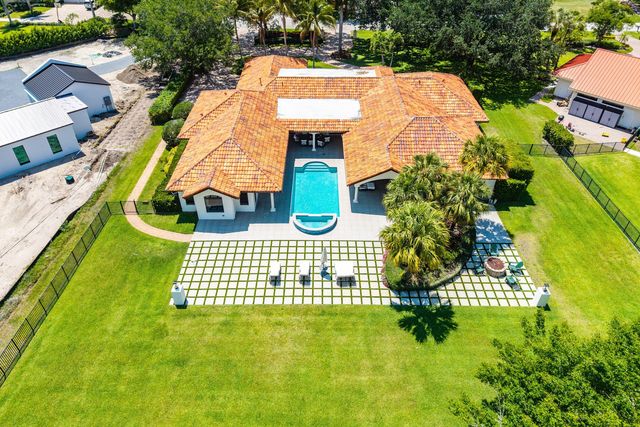 5575 Whirlaway Road, Palm Beach Gardens, FL 33418
