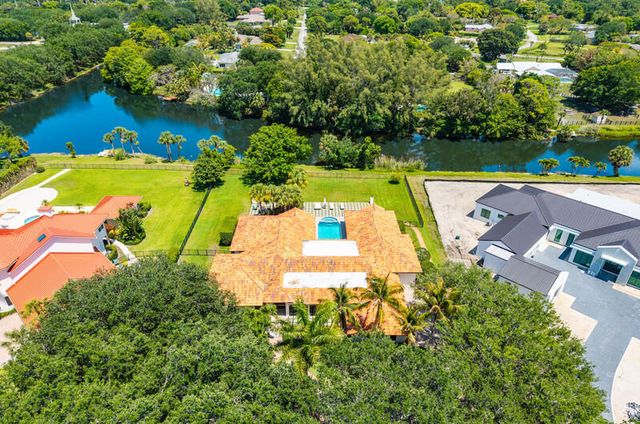 5575 Whirlaway Road, Palm Beach Gardens, FL 33418