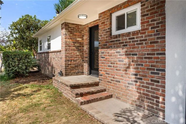 884 Lewis Street, Pomona, CA 91768