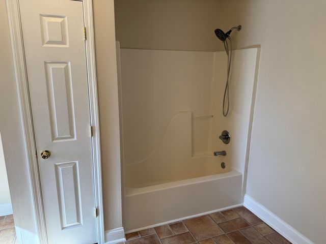 206 Rookwood Court, Richmond, KY 40475