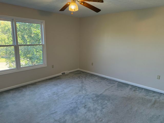 206 Rookwood Court, Richmond, KY 40475