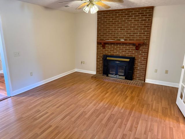 206 Rookwood Court, Richmond, KY 40475