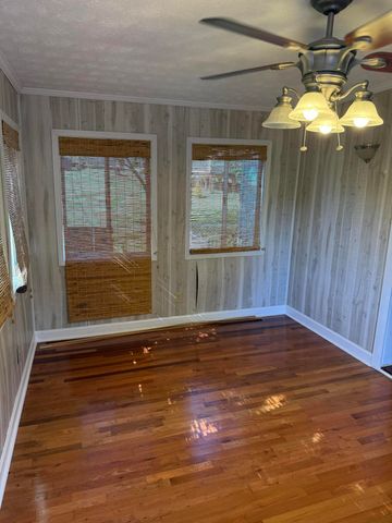 206 Rookwood Court, Richmond, KY 40475
