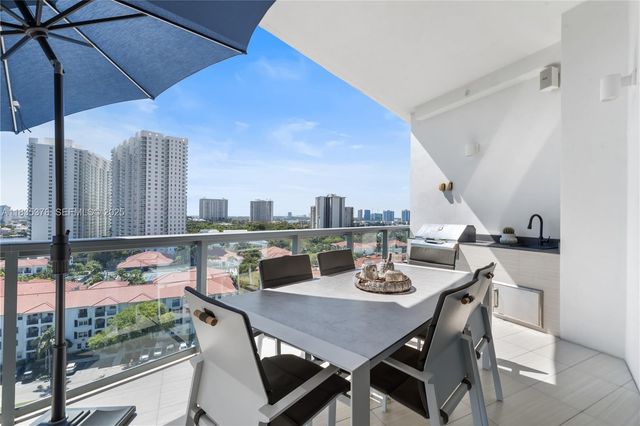 3250 NE 188th Street LPH02, Aventura, FL 33180