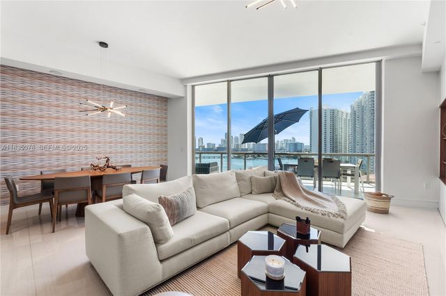 3250 NE 188th Street LPH02, Aventura, FL 33180