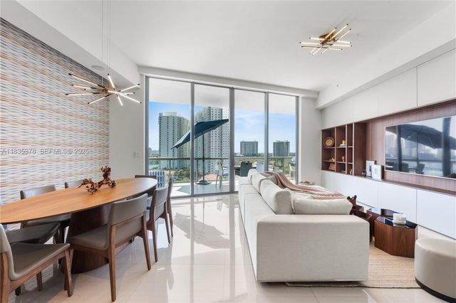 3250 NE 188th Street LPH02, Aventura, FL 33180