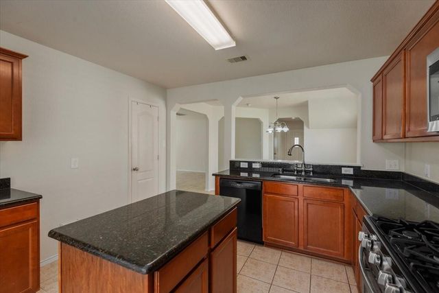 8723 Summerset Meadow Court, Houston, TX 77075