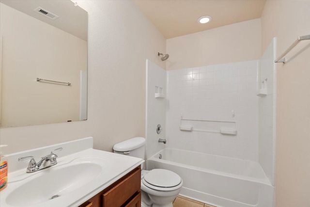 8723 Summerset Meadow Court, Houston, TX 77075