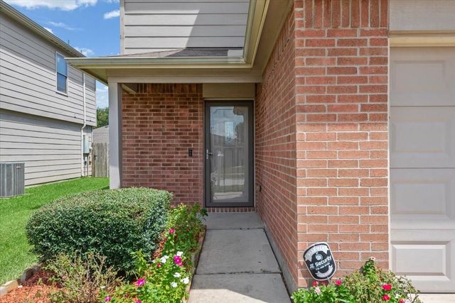 8723 Summerset Meadow Court, Houston, TX 77075