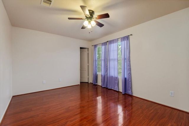 8723 Summerset Meadow Court, Houston, TX 77075