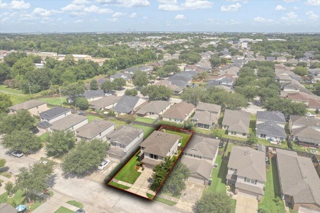 8723 Summerset Meadow Court, Houston, TX 77075