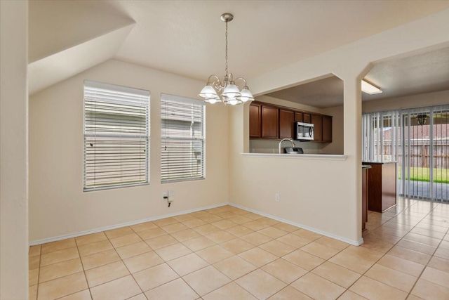8723 Summerset Meadow Court, Houston, TX 77075