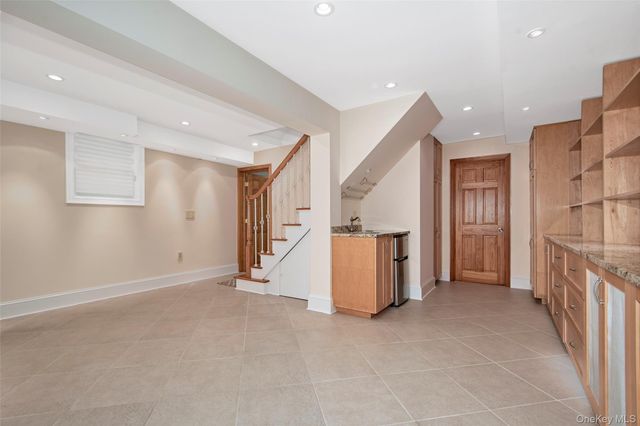 17 Haven Avenue, Rye, NY 10580