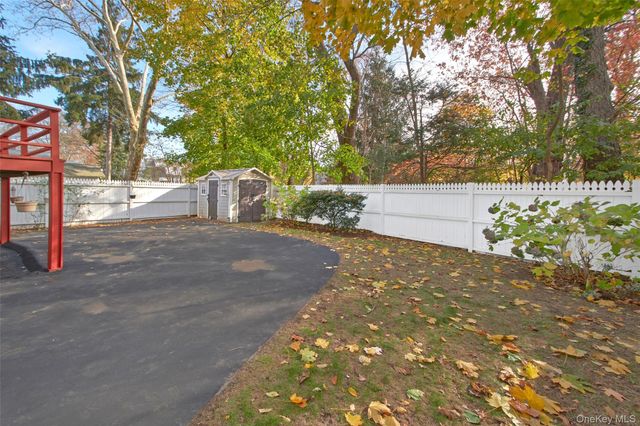 17 Haven Avenue, Rye, NY 10580