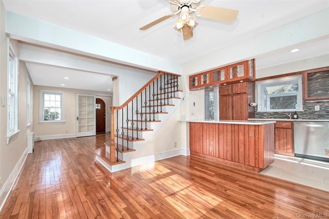 17 Haven Avenue, Rye, NY 10580