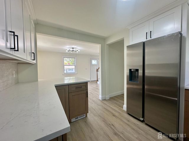 63 Murray Avenue, Piscataway, NJ 08854