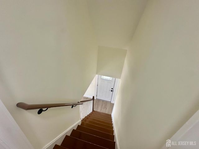 63 Murray Avenue, Piscataway, NJ 08854