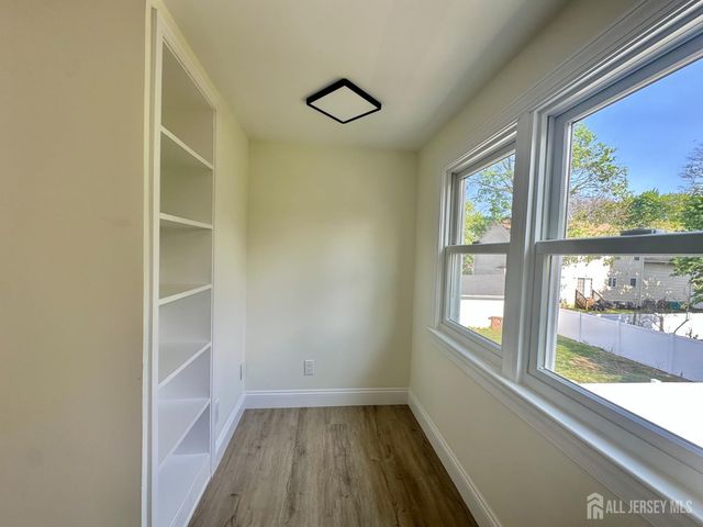 63 Murray Avenue, Piscataway, NJ 08854