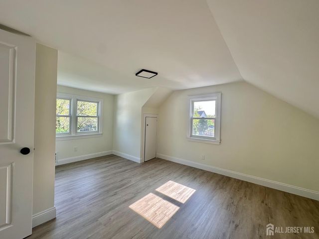 63 Murray Avenue, Piscataway, NJ 08854