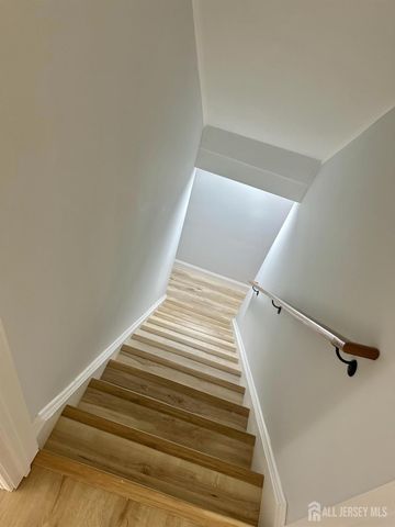 63 Murray Avenue, Piscataway, NJ 08854