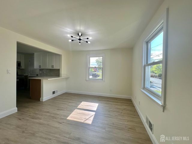 63 Murray Avenue, Piscataway, NJ 08854