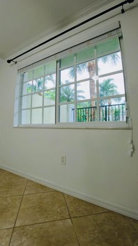1000 Palm Trail 6, Delray Beach, FL 33483