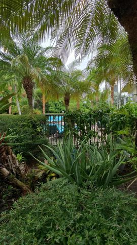 1000 Palm Trail 6, Delray Beach, FL 33483