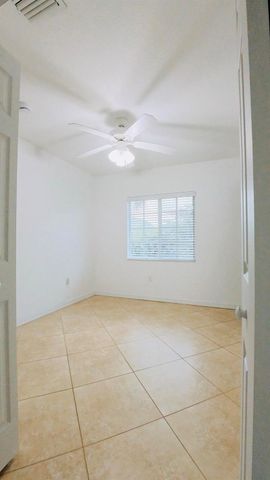 1000 Palm Trail 6, Delray Beach, FL 33483