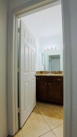 1000 Palm Trail 6, Delray Beach, FL 33483