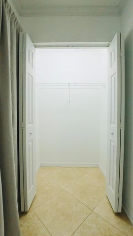 1000 Palm Trail 6, Delray Beach, FL 33483