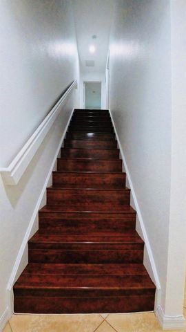 1000 Palm Trail 6, Delray Beach, FL 33483