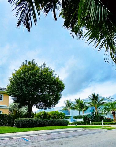 1000 Palm Trail 6, Delray Beach, FL 33483