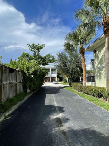 1000 Palm Trail 6, Delray Beach, FL 33483