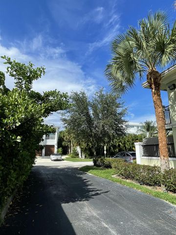 1000 Palm Trail 6, Delray Beach, FL 33483