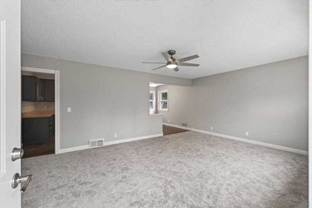 3045 116th Avenue NW, Coon Rapids, MN 55433