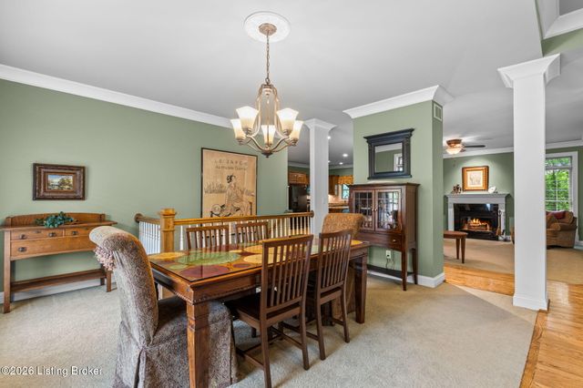4418 Deepwood Dr, Louisville, KY 40241