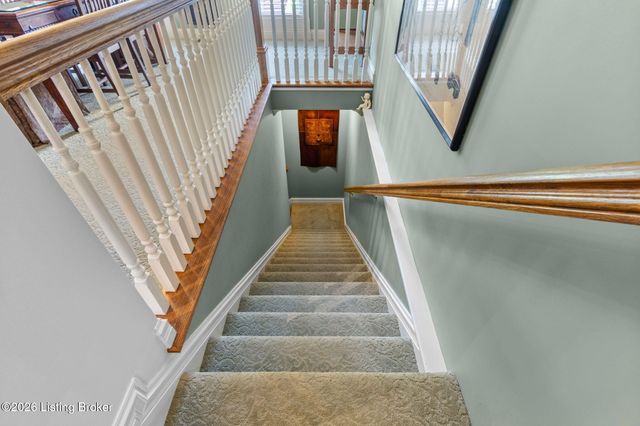4418 Deepwood Dr, Louisville, KY 40241