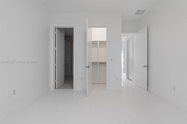 10431 NW 68th Ter, Doral, FL 33178