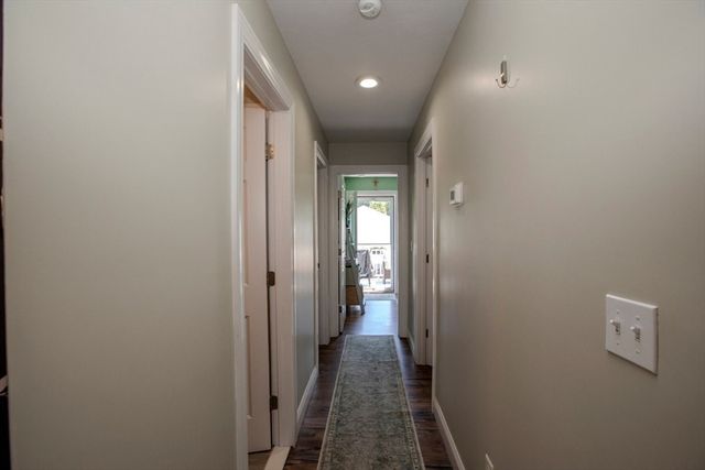 58 Manchester St, Fall River, MA 02721