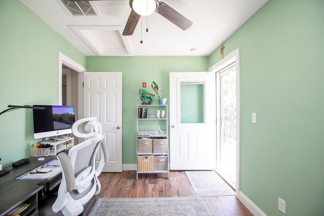 58 Manchester St, Fall River, MA 02721