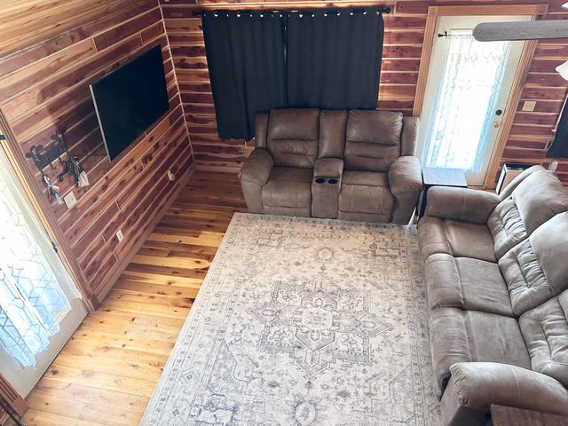 422 Kirk Lane, Tollesboro, KY 41189