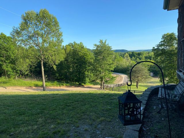 422 Kirk Lane, Tollesboro, KY 41189