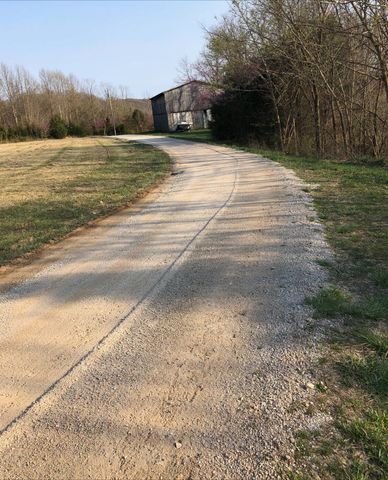 422 Kirk Lane, Tollesboro, KY 41189