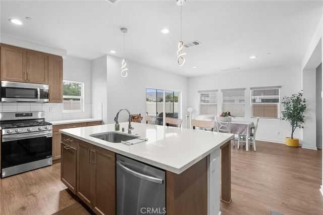 31960 Chagall Way, Yucaipa, CA 92399