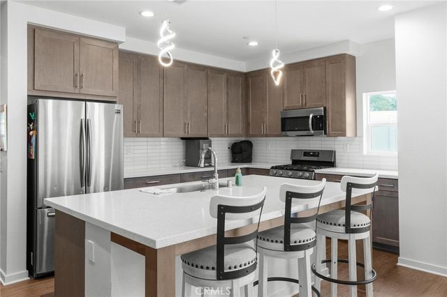 31960 Chagall Way, Yucaipa, CA 92399